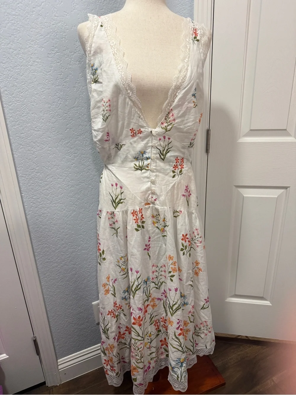 Anthropologie Floral Embroidered Lace Trim Midi Dress Cottagecore Size L Coastal - Picture 2 of 12
